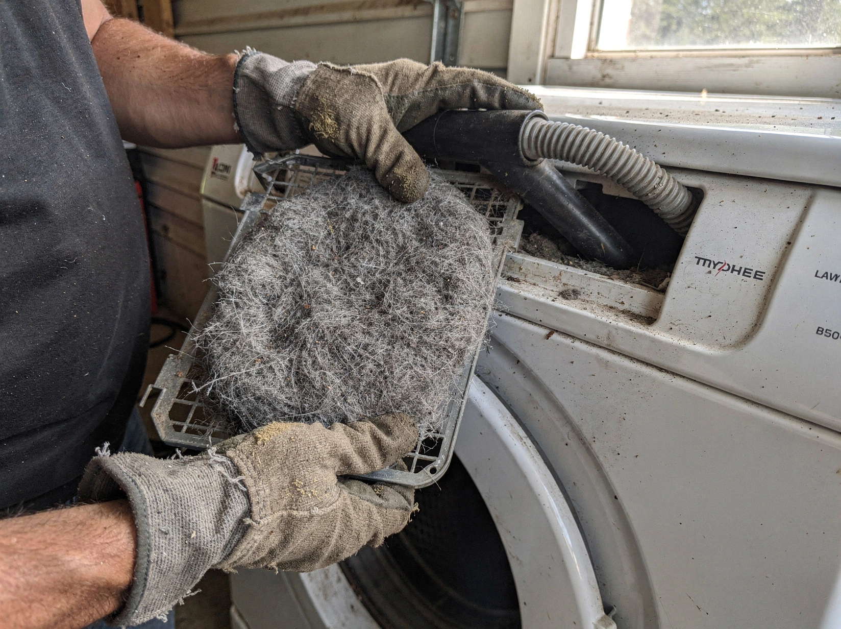 Cleaning Dryer Lint Trap service in Ettrick, VA